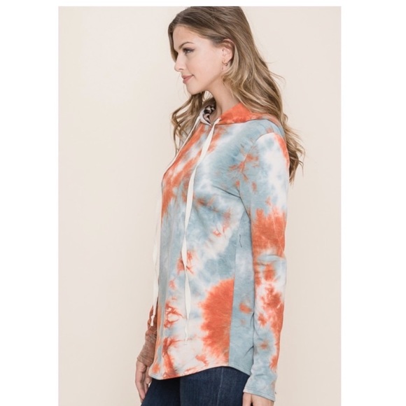 Tie - Dye Hooded Pullover  Sweatshirt - Picture 4 of 5